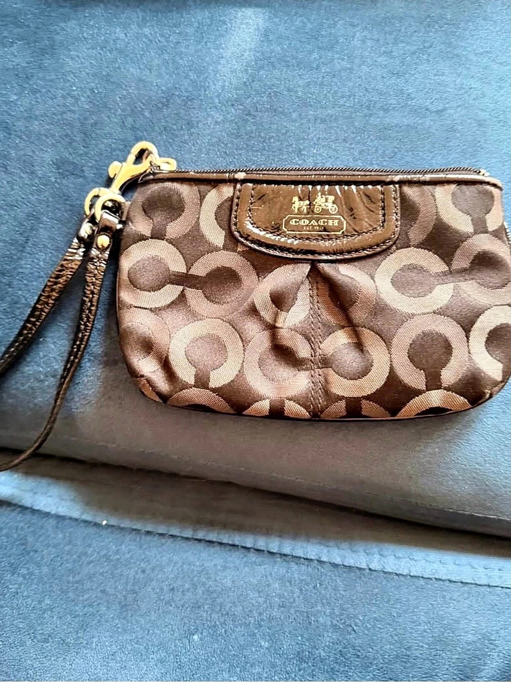 COACH Wristlet Clutch in Brown